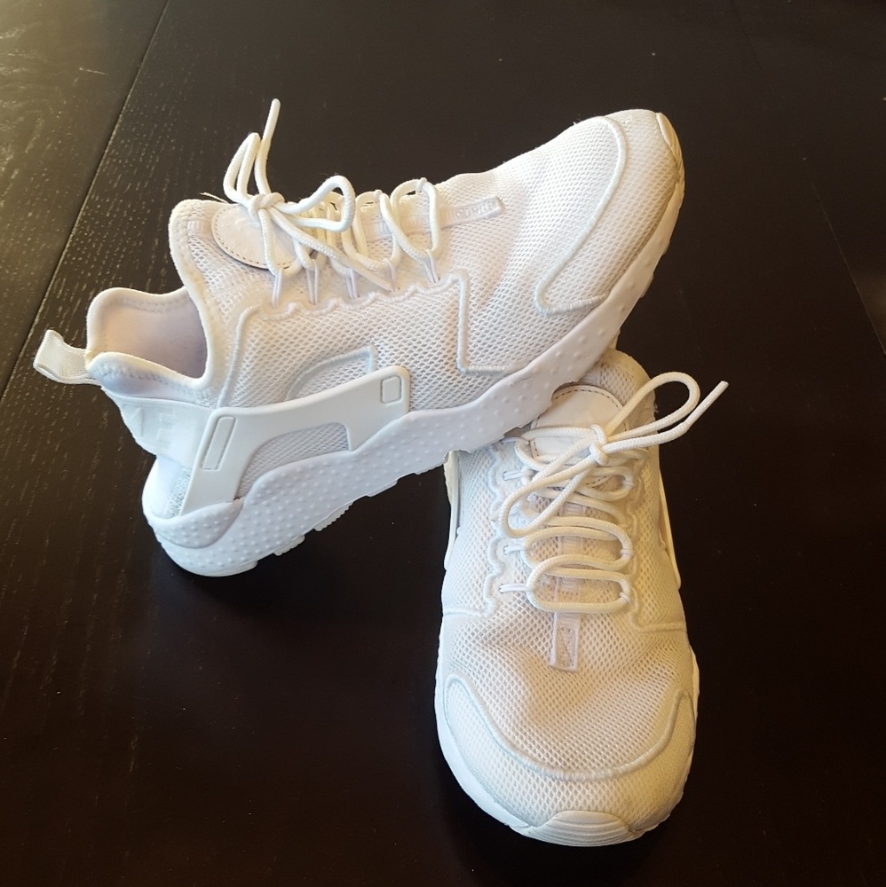 Nike Air Hurache White Knit